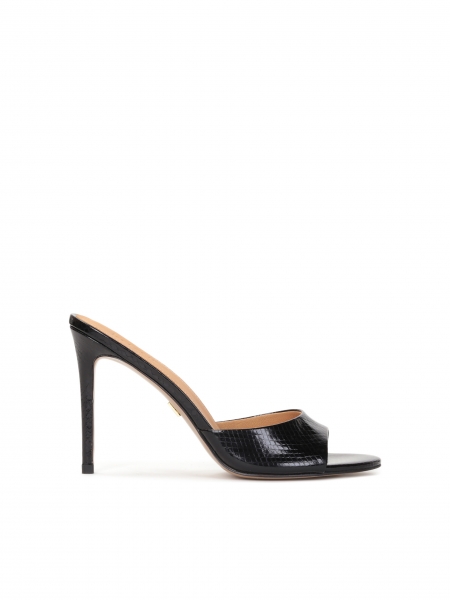 Zwarte muiltjes op een hak van leer met reliëf AUDE