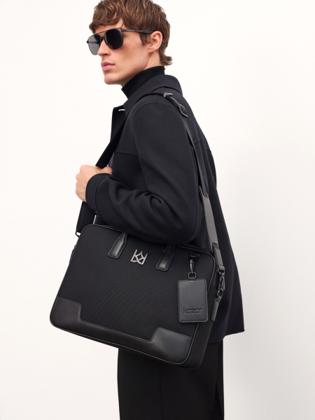 Aantrekkelijke zwarte zonnebril CAETANO