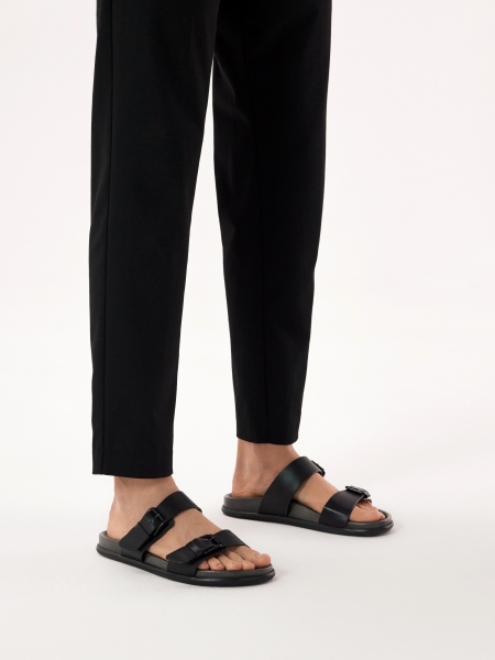 Zwarte glijbanen van nerfleder voor een urban stijl LANIN