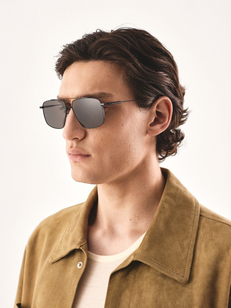 Minimalistische zwarte gepolariseerde bril JULLIUSS