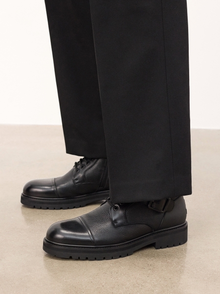 Zwart leren herenlaarzen met gespen en vetersluiting ILLTES