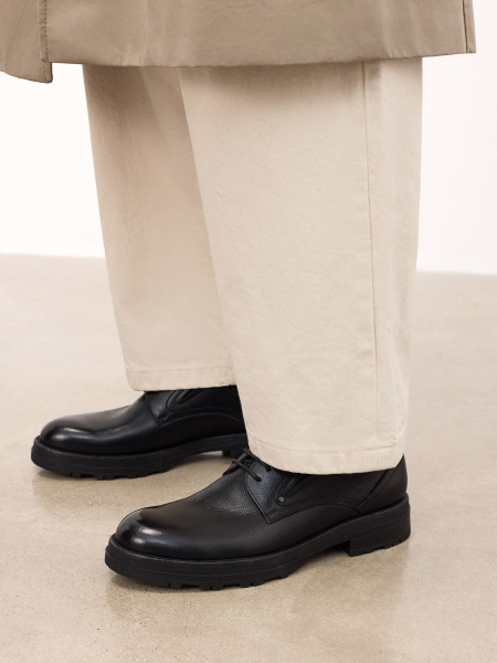 Zwarte leren casual schoenen PAVELLI