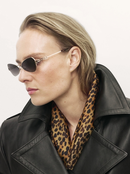 Bril met gouden montuur en monogram EVELIS