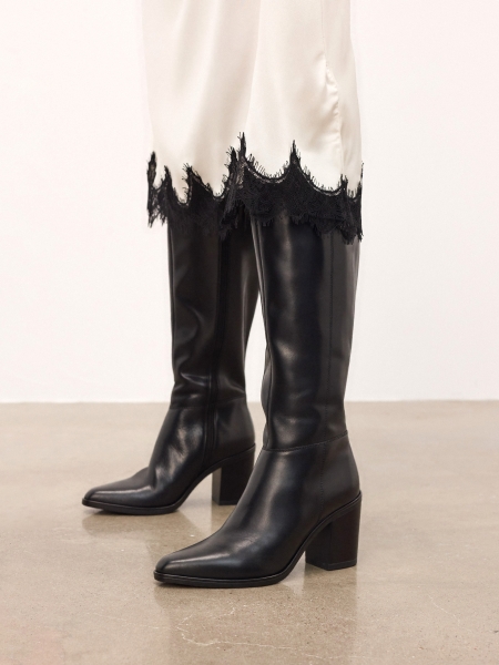 Klassieke zwarte laarzen met brede hak OLYVIA