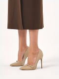 Beige pumps met versiering op de neus NEW BELLA