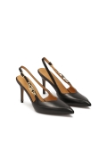 Zwarte pumps met metalen monogram BASILIA