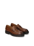 Bruine loafers op een dikkere zool CAMILIO