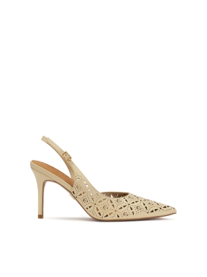 Crème slingback pumps met opengewerkt patroon