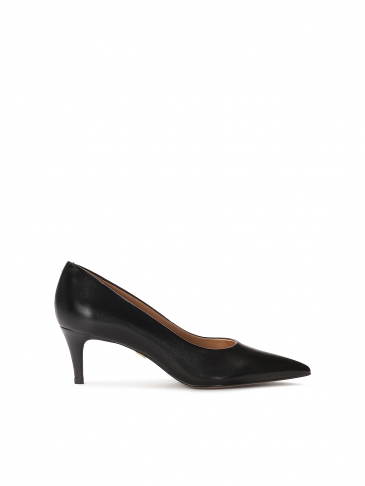 Klassieke zwarte pumps met spitse teen JULA