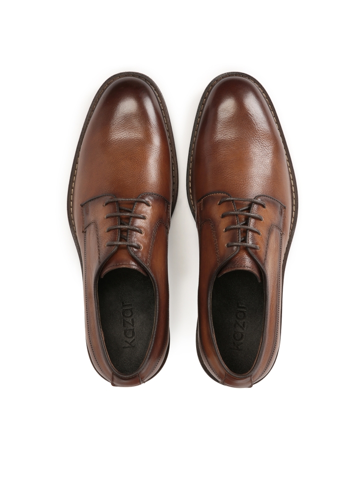 Elegante schoenen met schaduwrijke bovenkant ALBIN