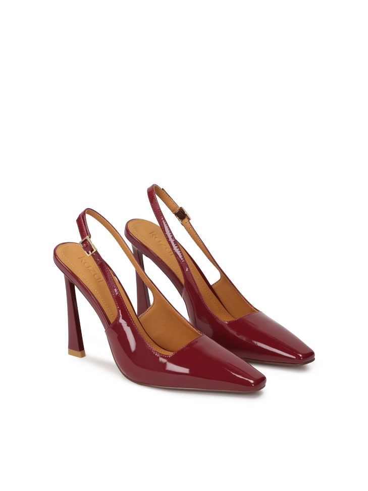Maroon lakleren pumps met een interessante hak NISSA