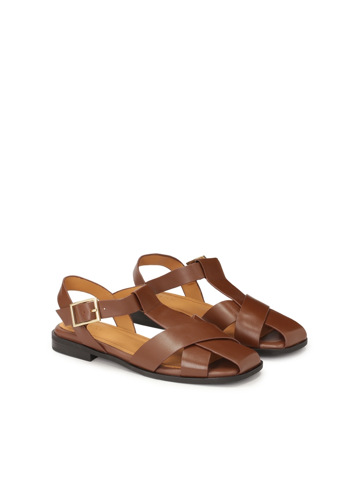 Bruine sandalen met een riempje aan de voorkant MANORI