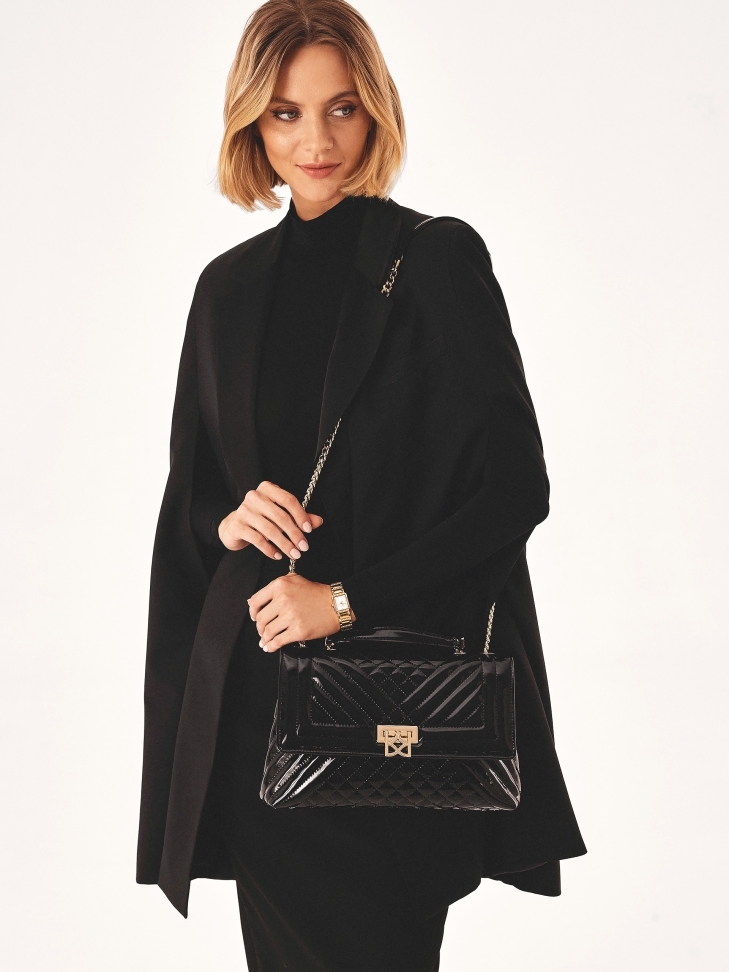 Gepatenteerde handtas met klep HALLIE