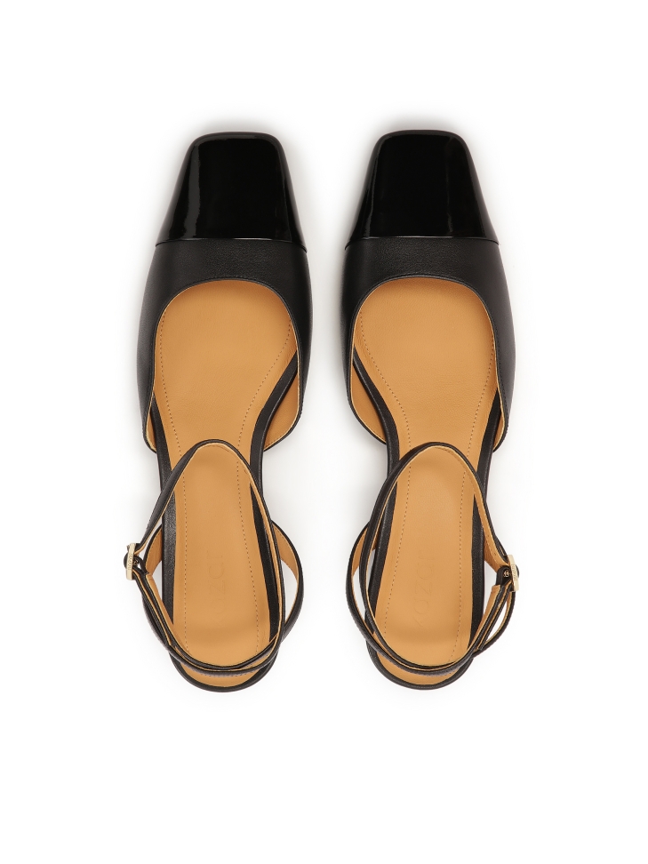 Zwarte pumps met enkelbandje TRUE