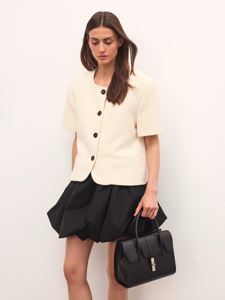 Zwarte handtas in de vorm van een hutkoffer FELICITE S