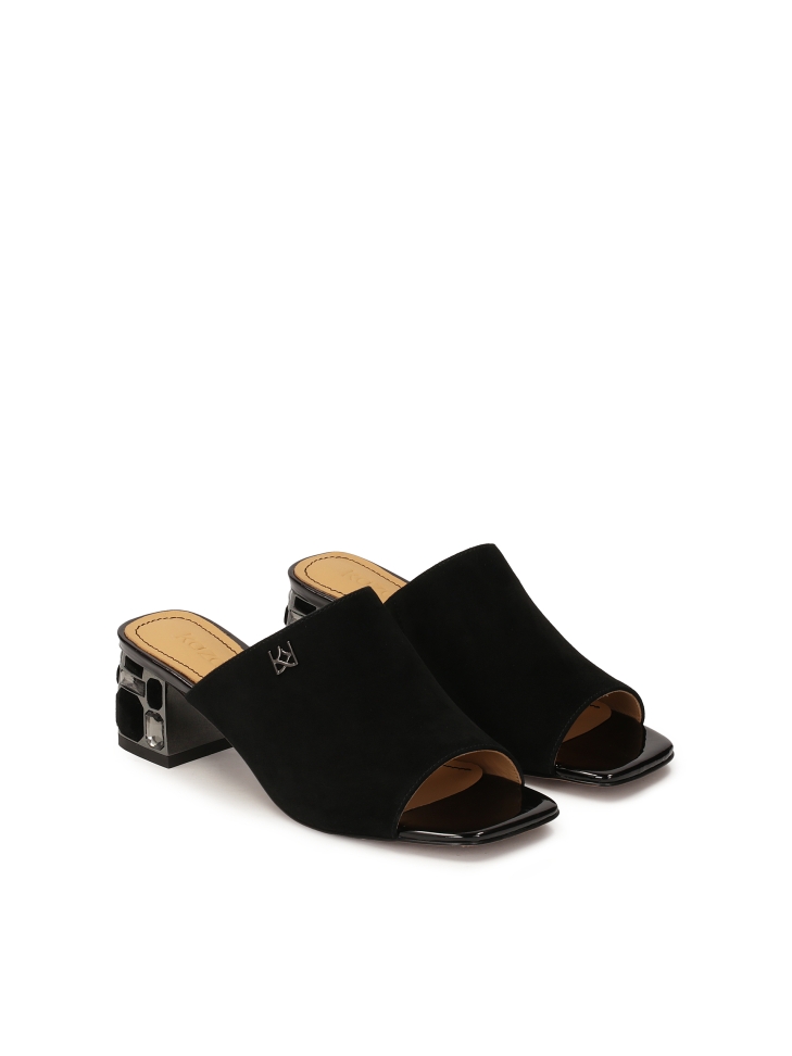 Zwarte muiltjes met strassteentjes op de hiel  FINA