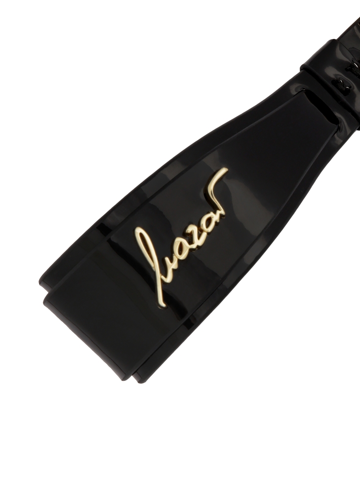 Zwarte sleutelhanger met leren band versierd met logo's LAINEY