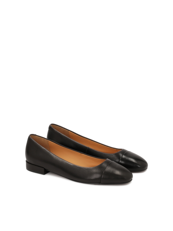 Zwarte pumps met platte hak BRIZA