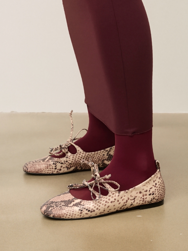 Leren ballerina's met dubbele band in reliëf KS AVRIL