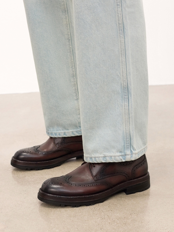 Leren casual schoenen met versieringen PAVELLI