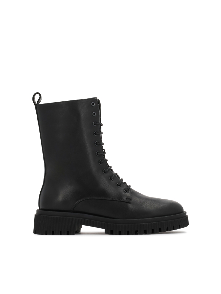 Klassieke zwarte laarzen op een klauwzool MAILLE